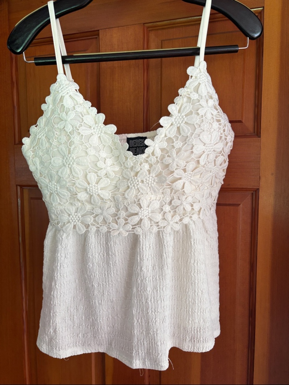 Derek Heart White Floral Crochet Tank